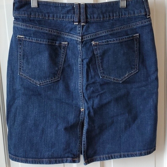 OLD NAVY STRAIGHT DENIM SKIRT SIZE 6 - Picture 2 of 5
